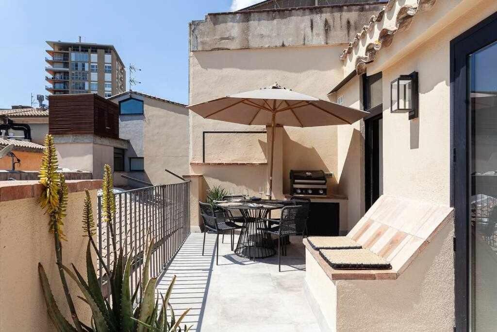 Velo Vern 3 Luxury Penthouse W Views Of City Wall 赫罗纳 外观 照片